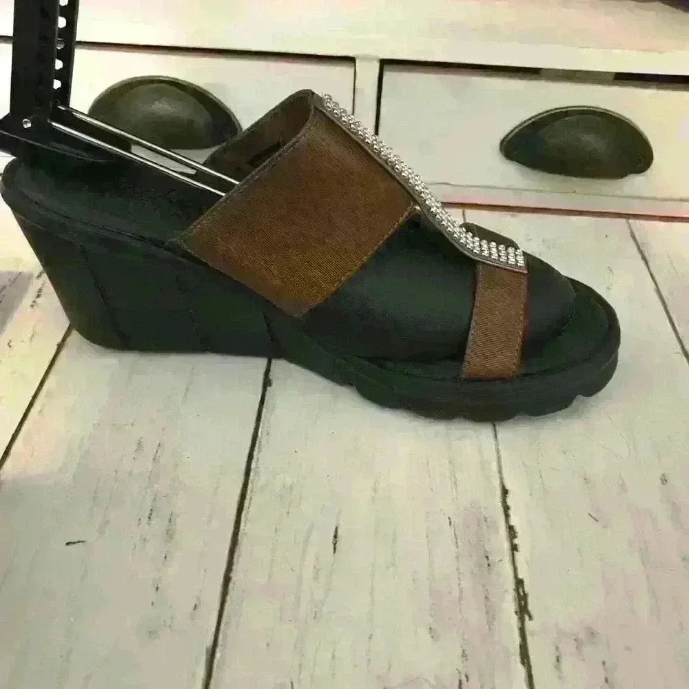 Gorgeous Skechers Wedges Size‎ 8